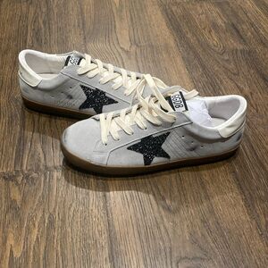Golden goose- ice gray suede